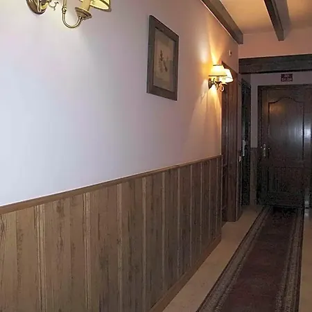 El Tocinero Inn Camargo